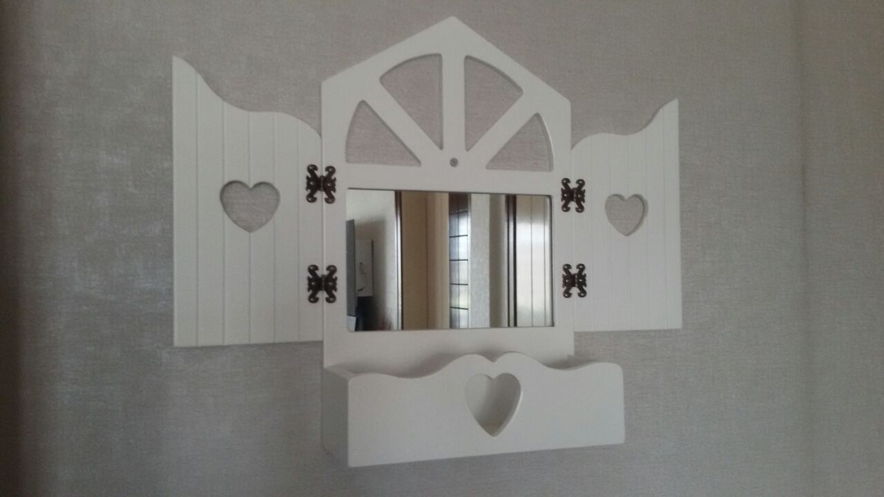 Roof Lake Aynalı Duvar Rafı